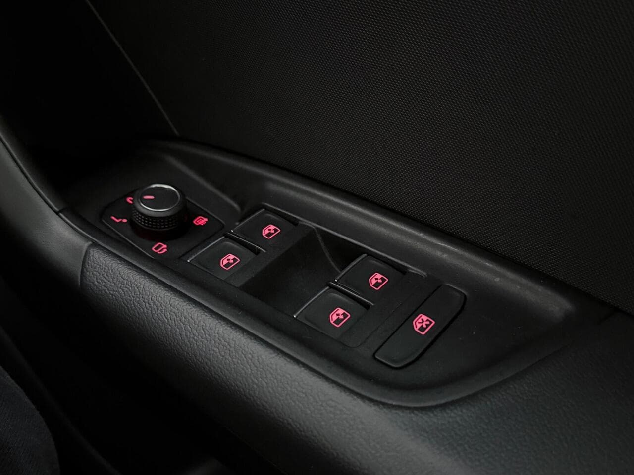 Audi A1 thumbnail Misc Controls