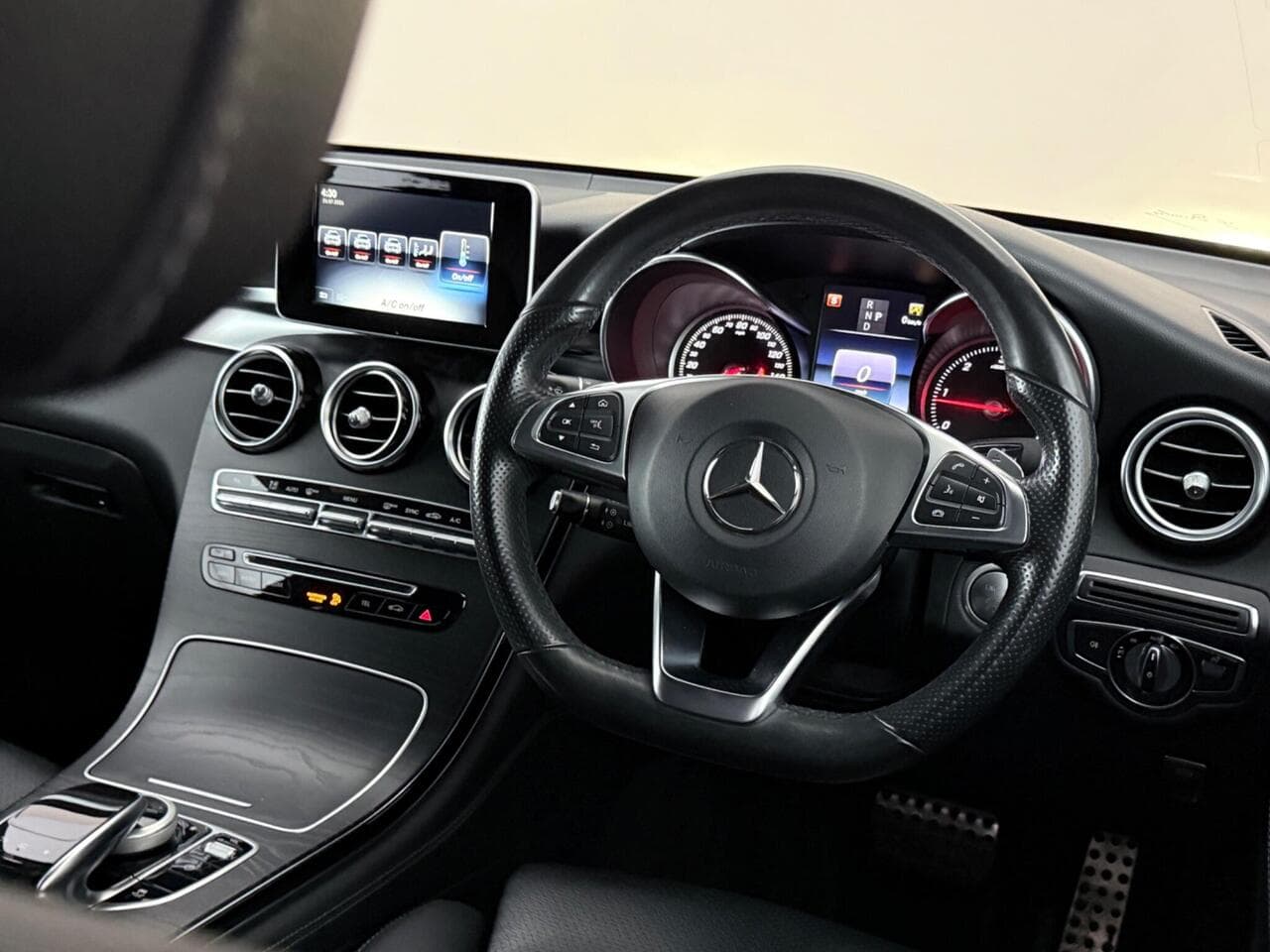Mercedes-Benz GLC thumbnail Inconclusive