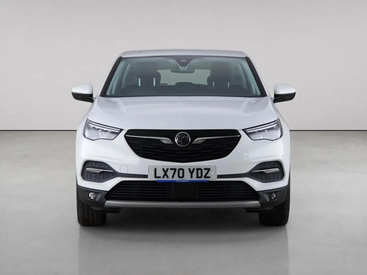 Vauxhall Grandland X thumbnail Front