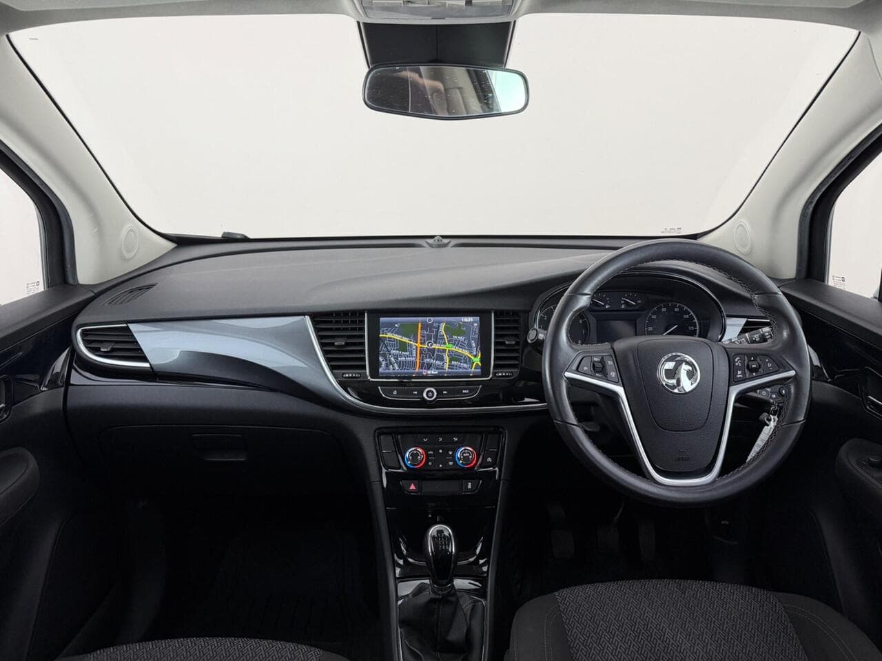 Vauxhall Mokka X thumbnail Interior Front
