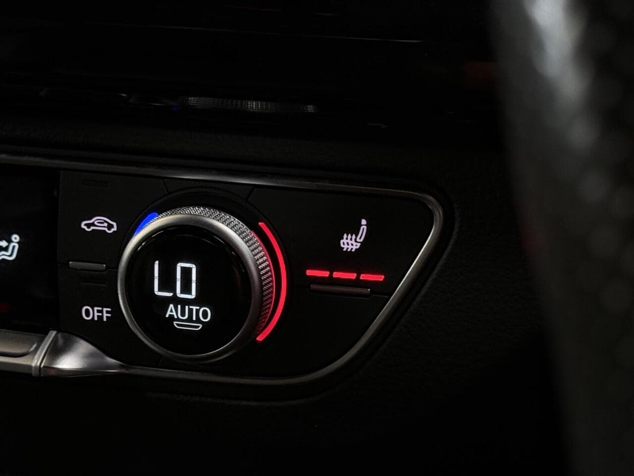 Audi Q5 thumbnail Misc Controls