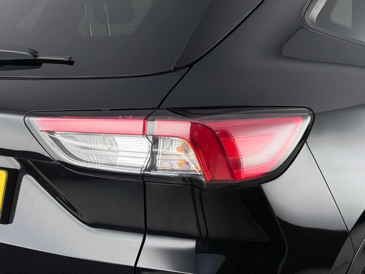 Ford Kuga thumbnail Lights Rear