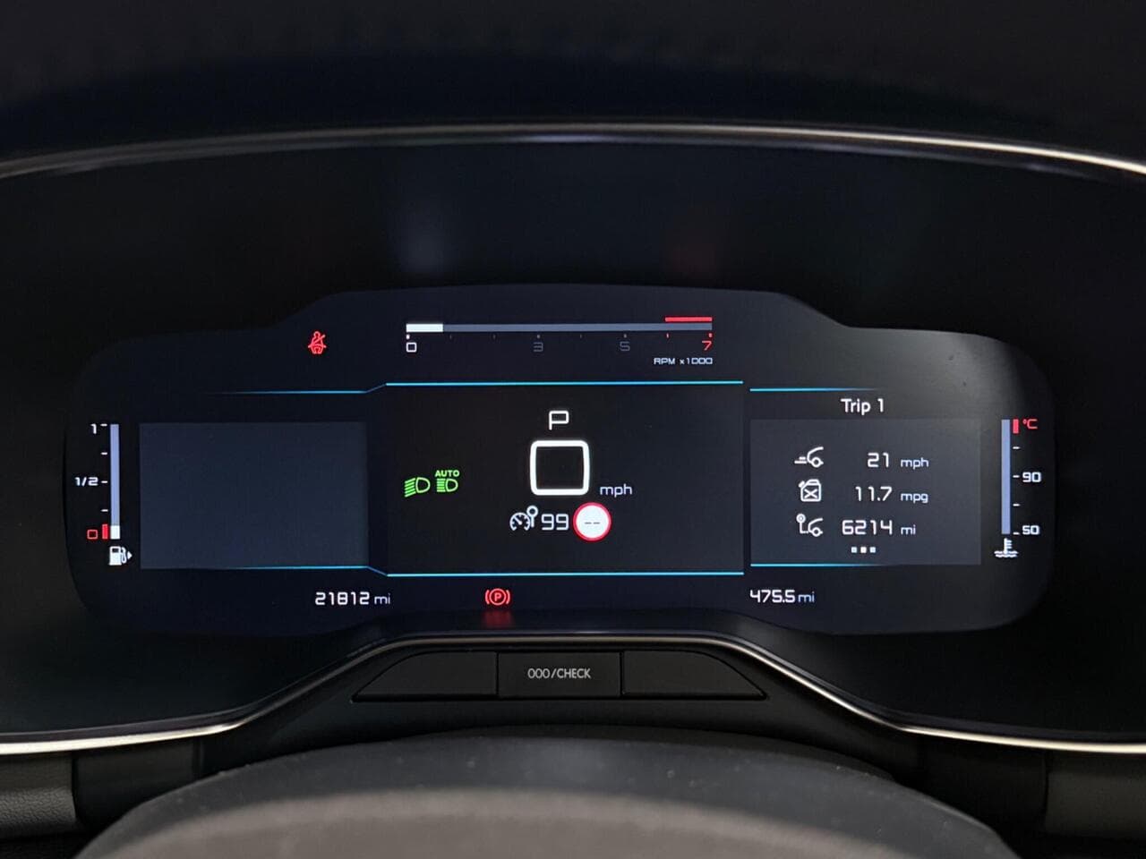 Citroen C5 Aircross thumbnail Driver Instruments