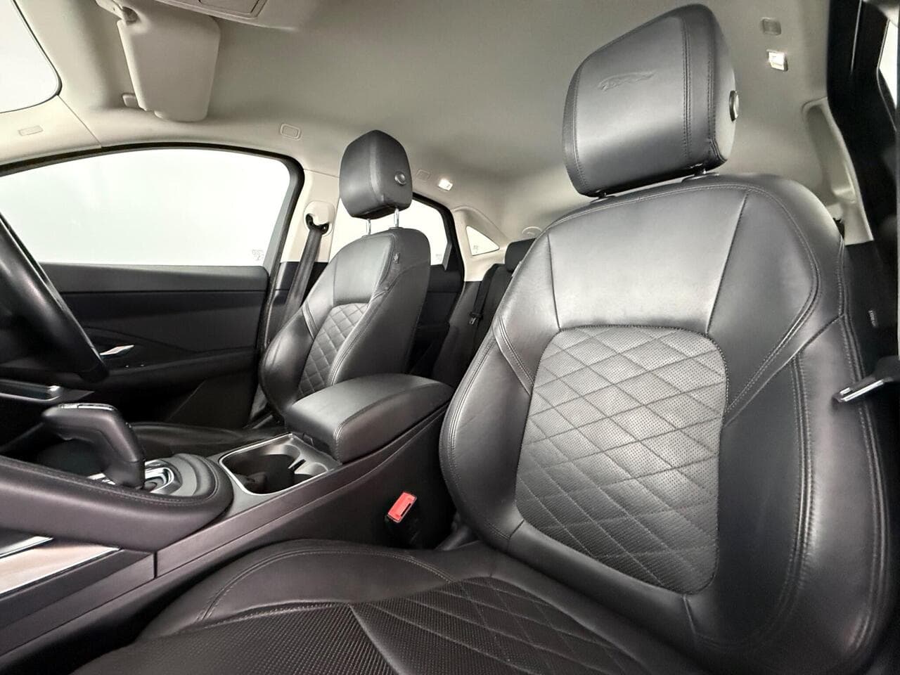 Jaguar E-PACE thumbnail Seat Front Passenger