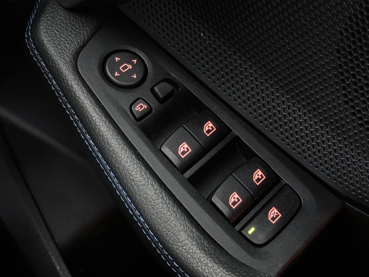 BMW 1 Series thumbnail Misc Controls
