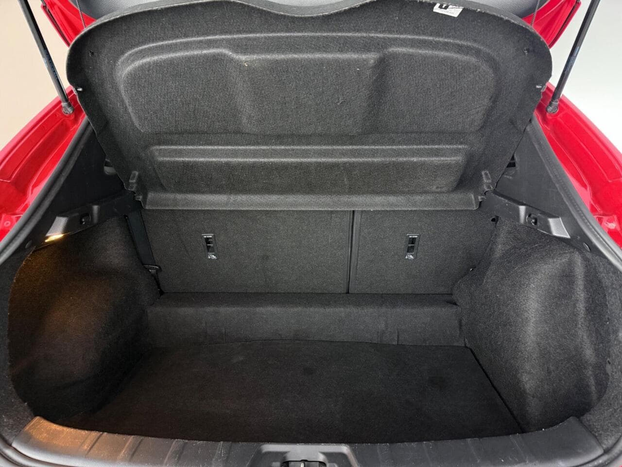 Nissan Qashqai thumbnail Boot