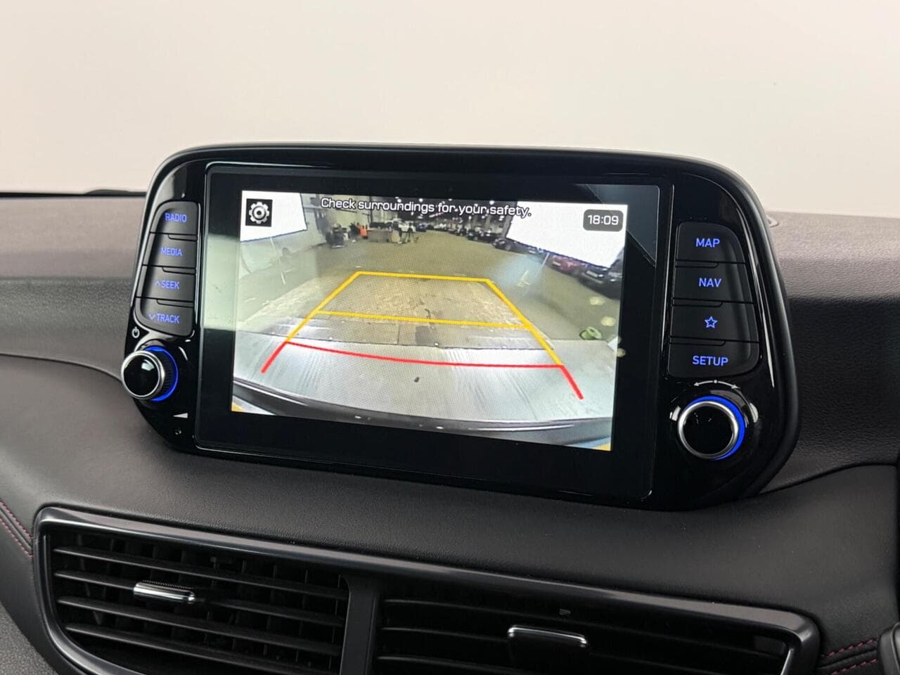Hyundai TUCSON thumbnail Infotainment System