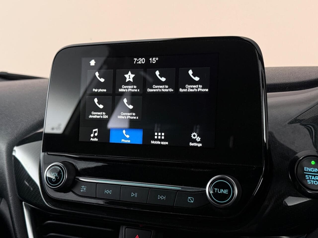 Ford Fiesta thumbnail Infotainment System