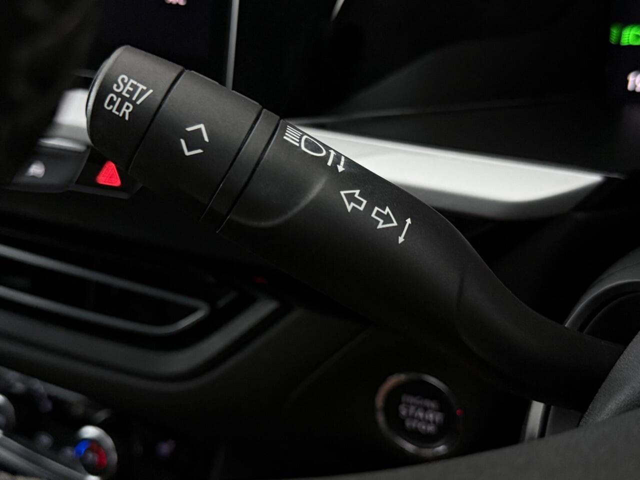 Vauxhall Grandland X thumbnail Misc Controls