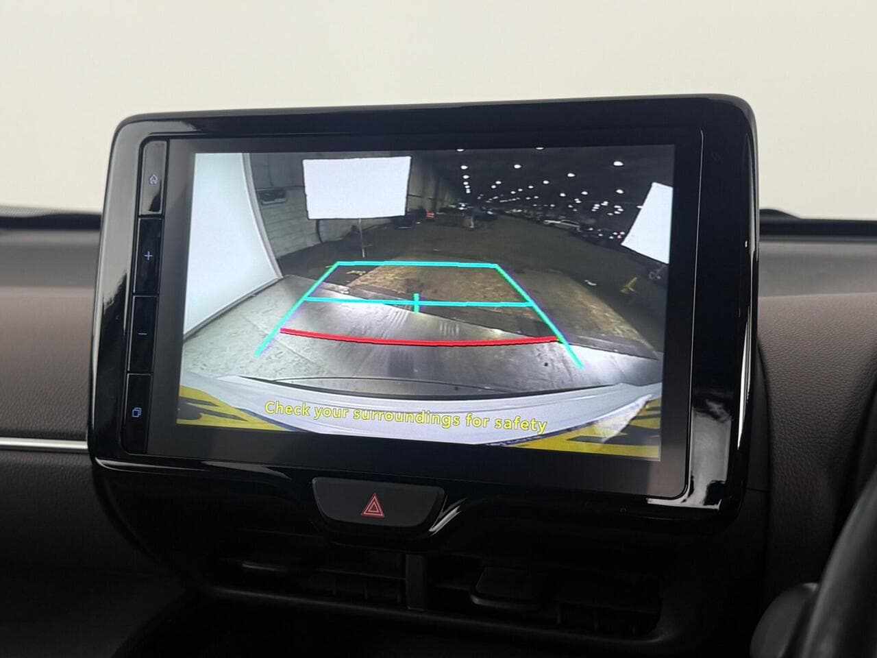 Toyota Yaris Cross thumbnail Infotainment System