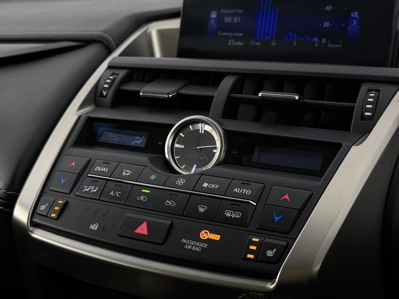 Lexus NX thumbnail Infotainment System