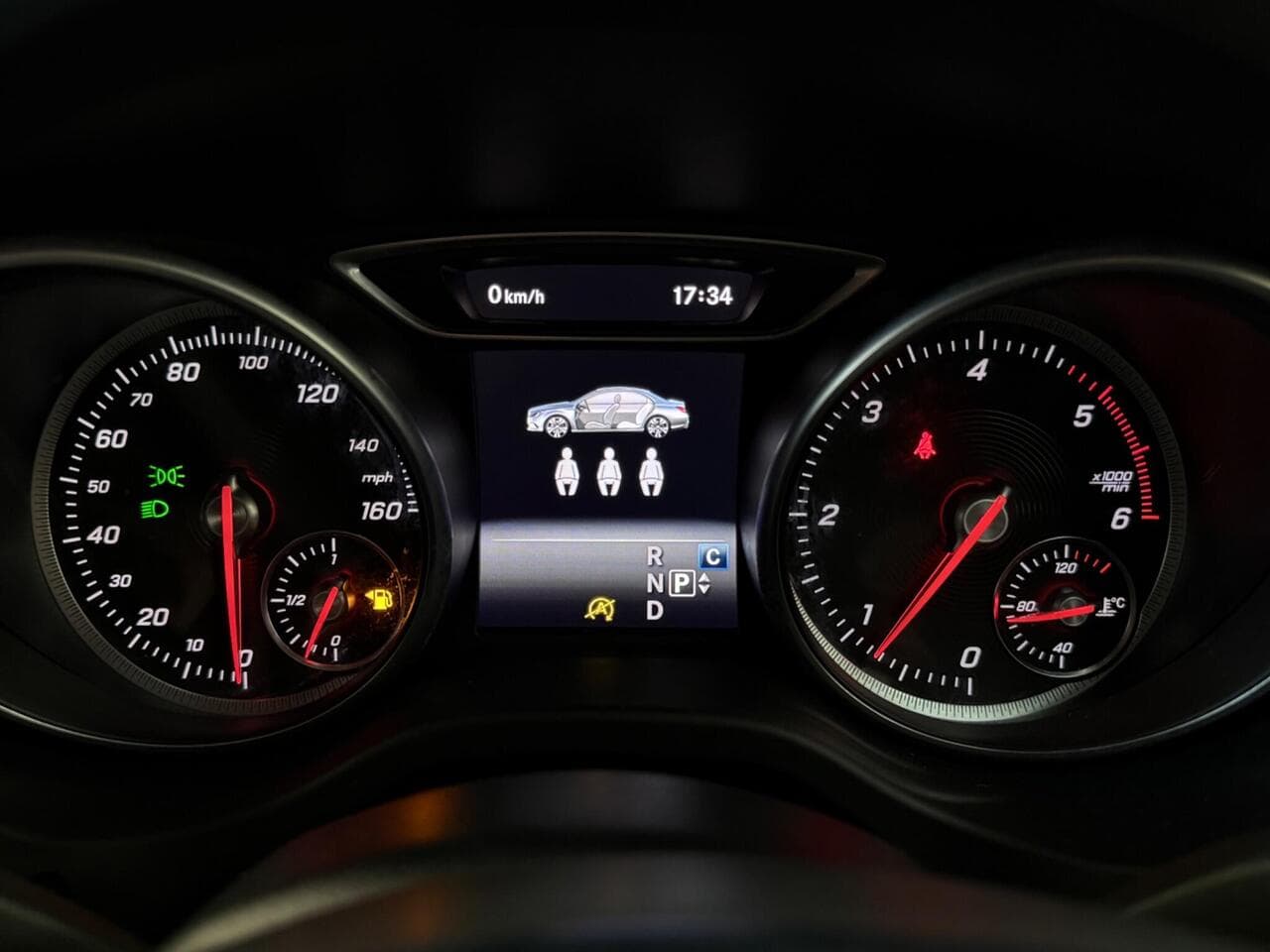 Mercedes-Benz CLA thumbnail Driver Instruments