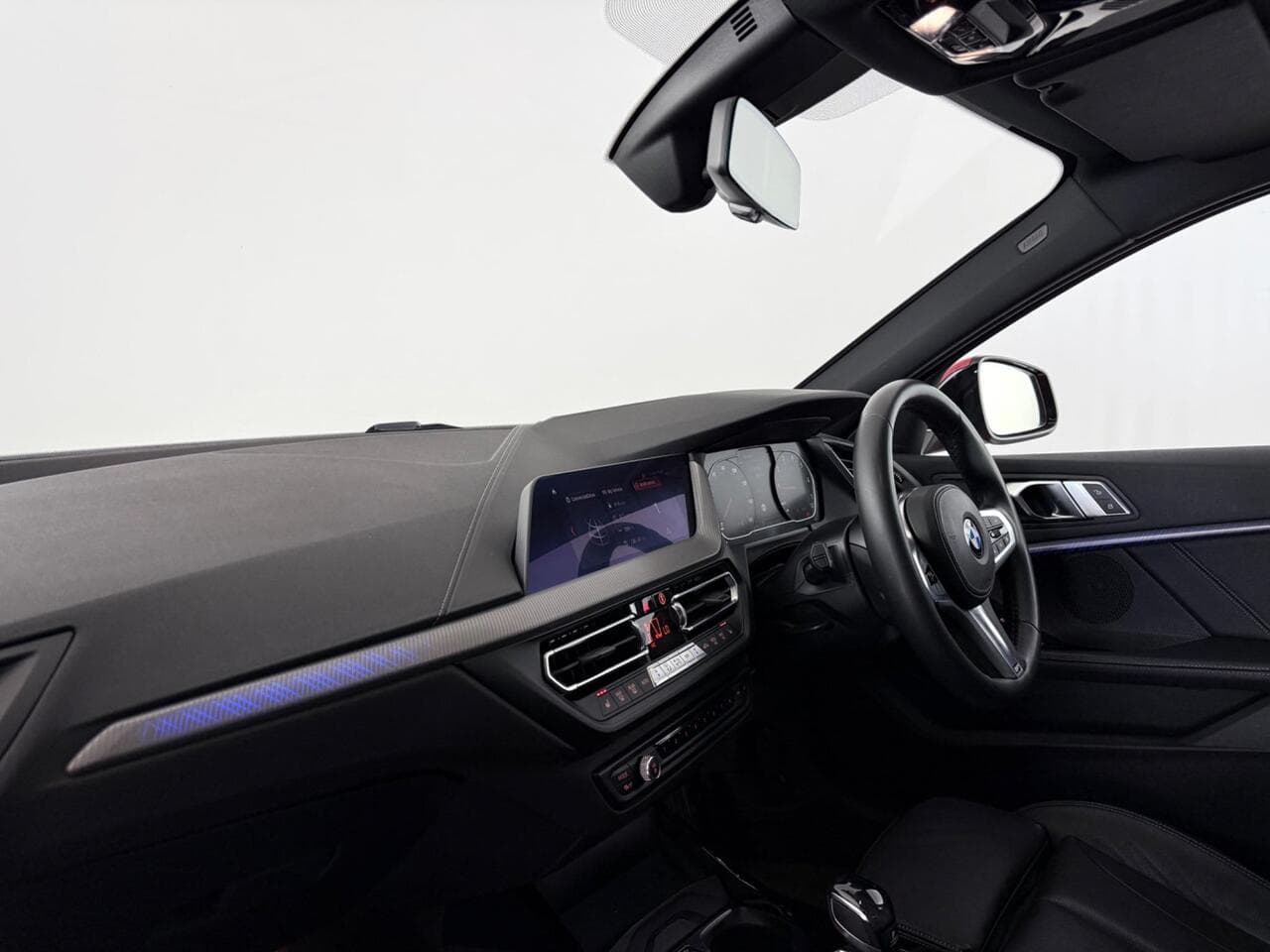 BMW 1 Series thumbnail Interior Front