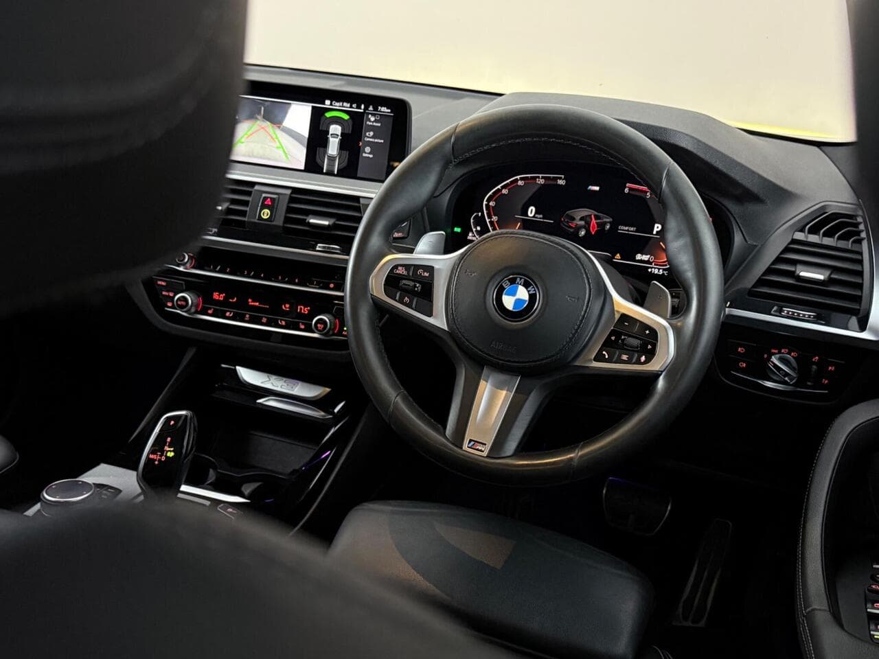 BMW X3 thumbnail Steering Wheel
