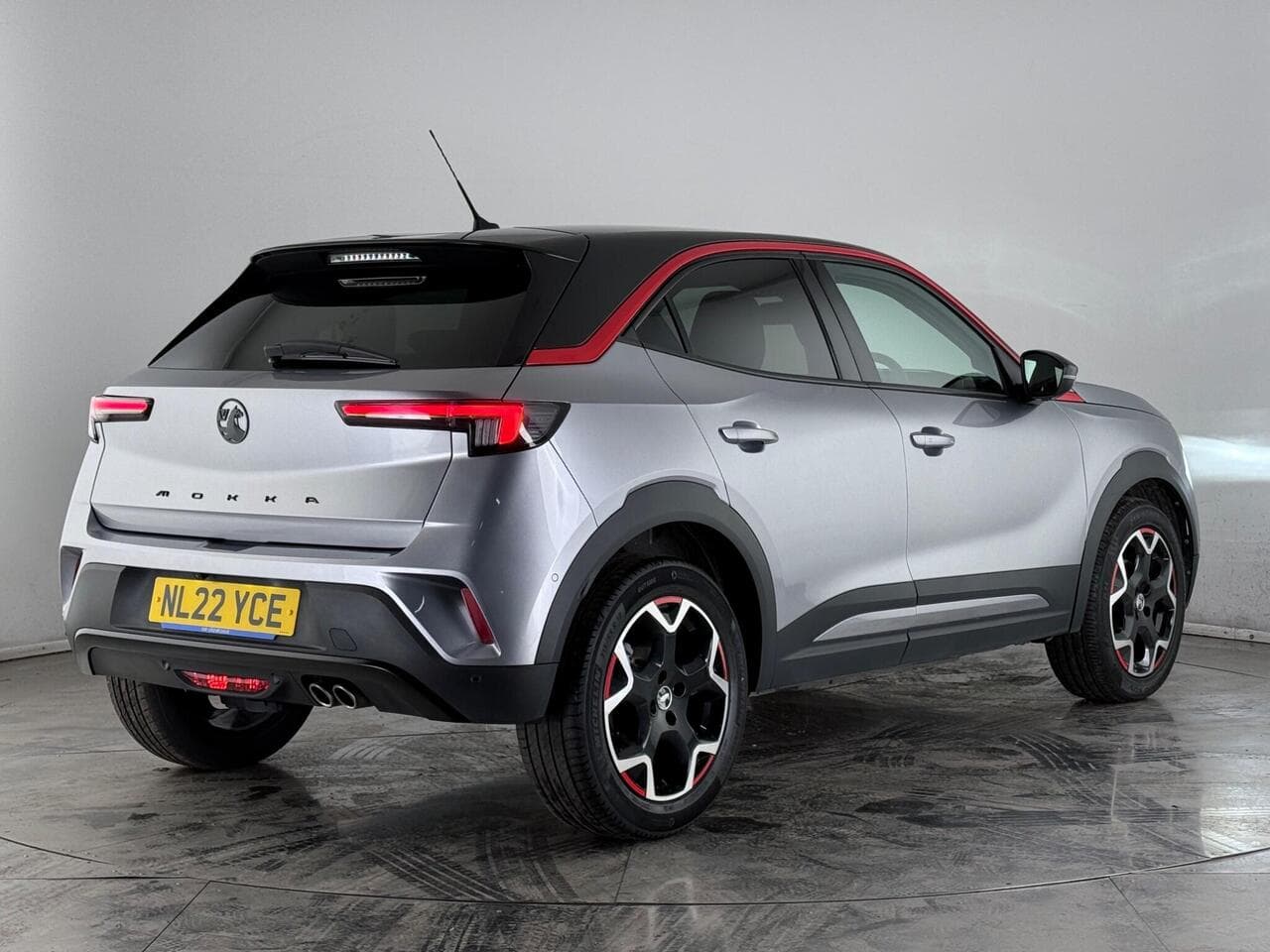 Vauxhall Mokka thumbnail Rear Right
