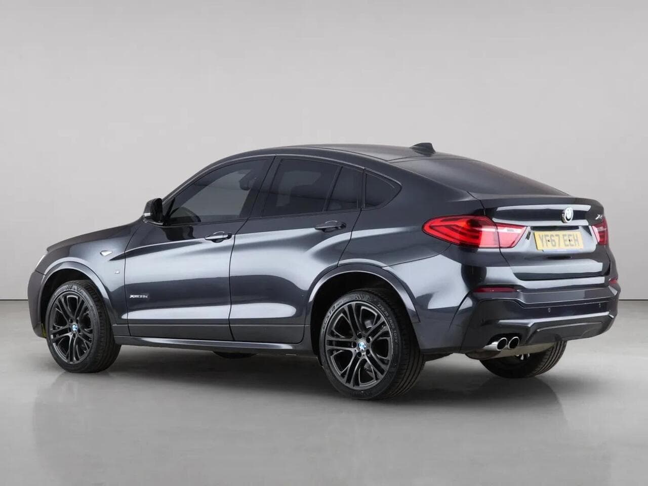 BMW X4 thumbnail Rear Left