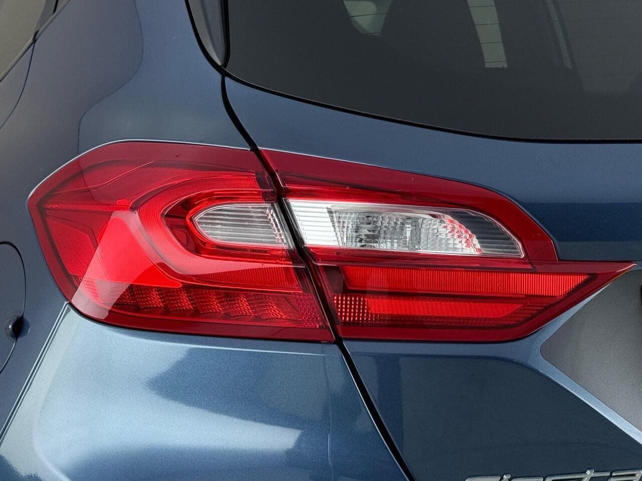 Ford Fiesta thumbnail Lights Rear