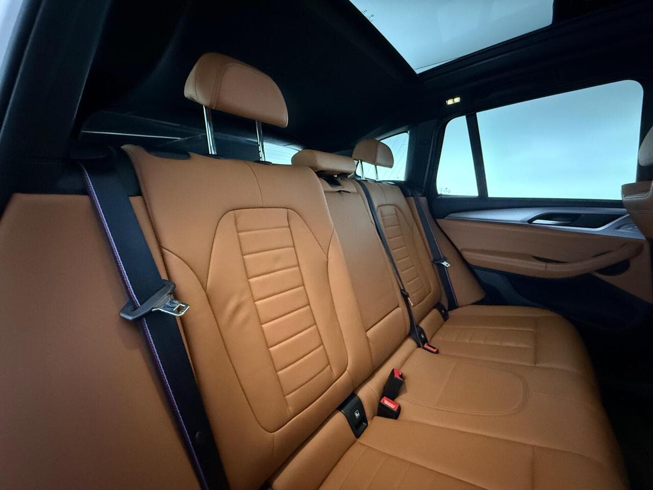 BMW X3 thumbnail Seats Rear