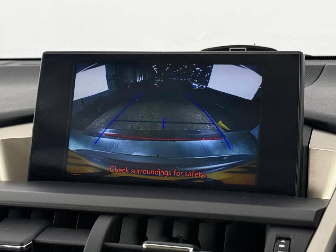 Lexus NX thumbnail Infotainment System