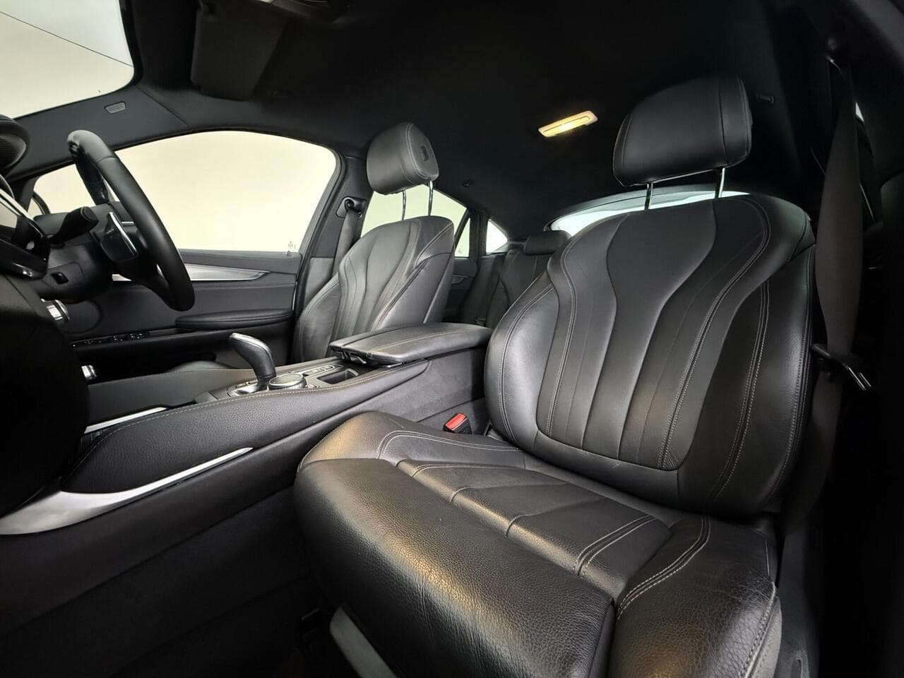 BMW X6 thumbnail Seat Front Passenger