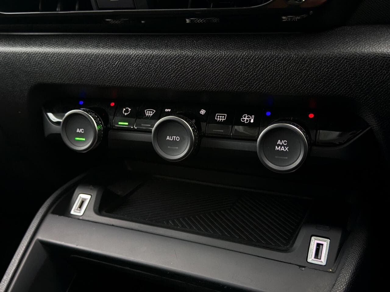 Citroen C4 thumbnail Misc Controls