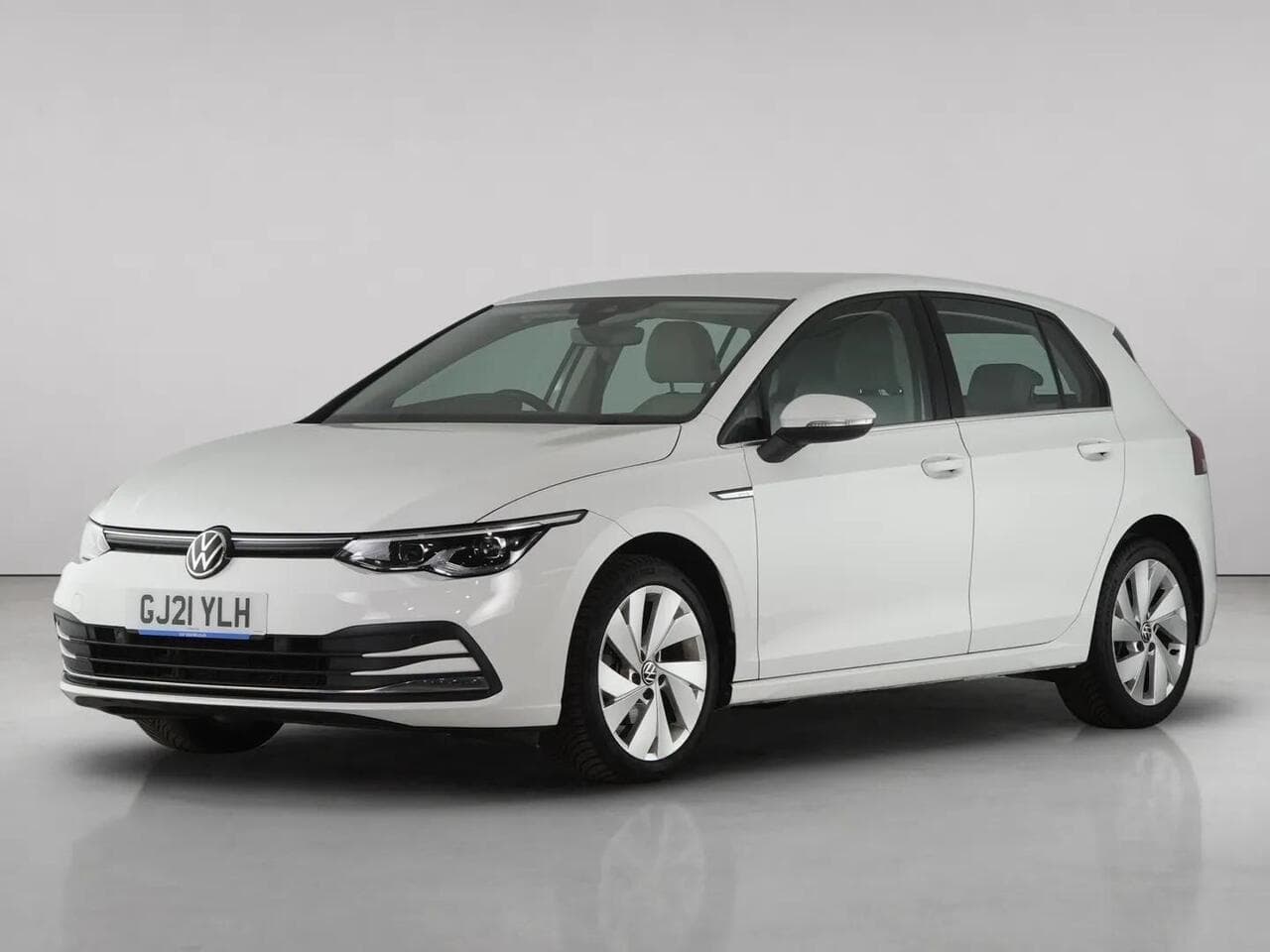 Volkswagen Golf thumbnail Front Left