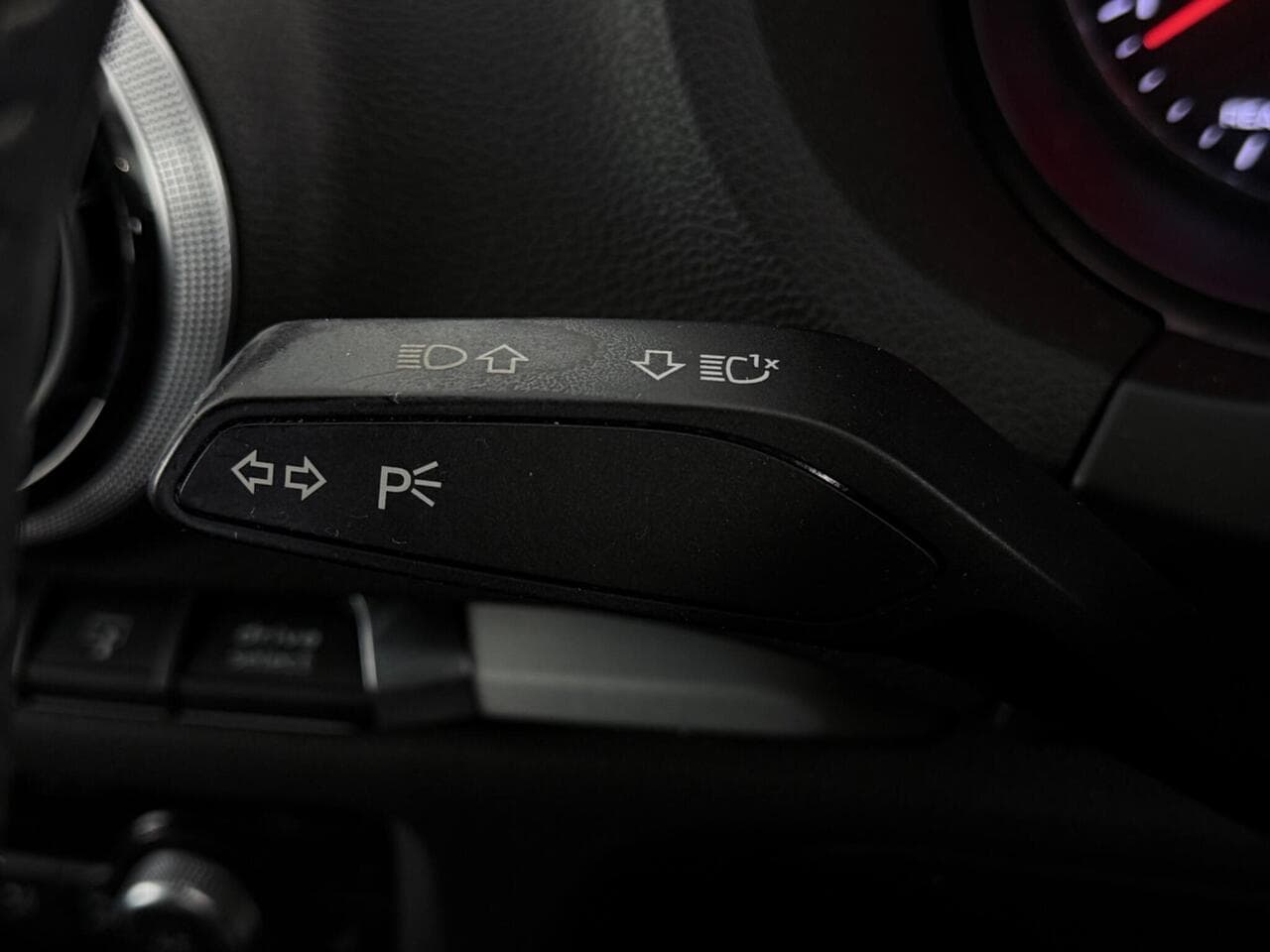 Audi A3 thumbnail Misc Controls