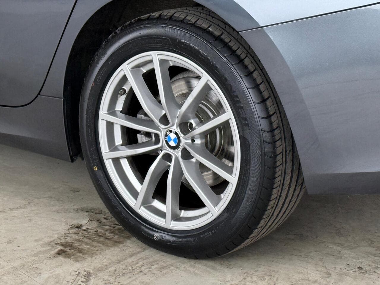 BMW 3 Series thumbnail Wheel