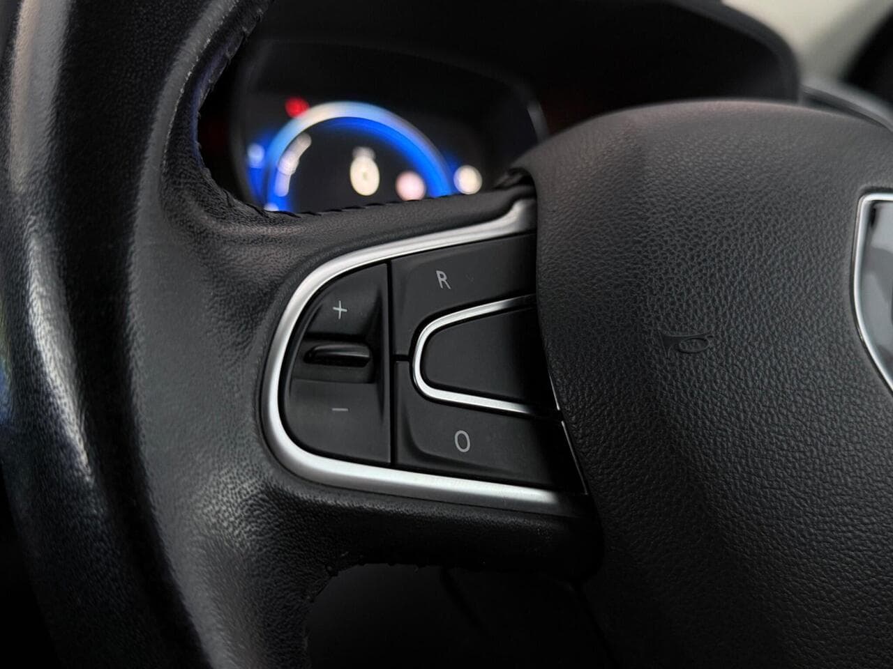 Renault Kadjar thumbnail Misc Controls