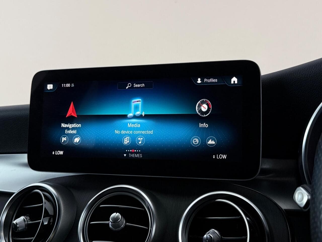 Mercedes-Benz GLC thumbnail Infotainment System