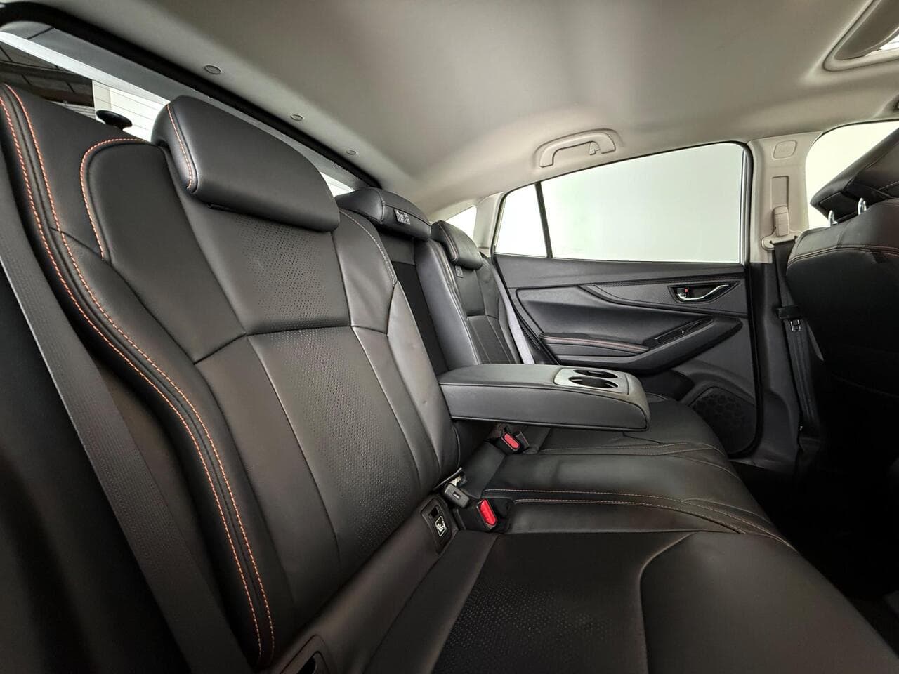 Subaru XV thumbnail Seats Rear