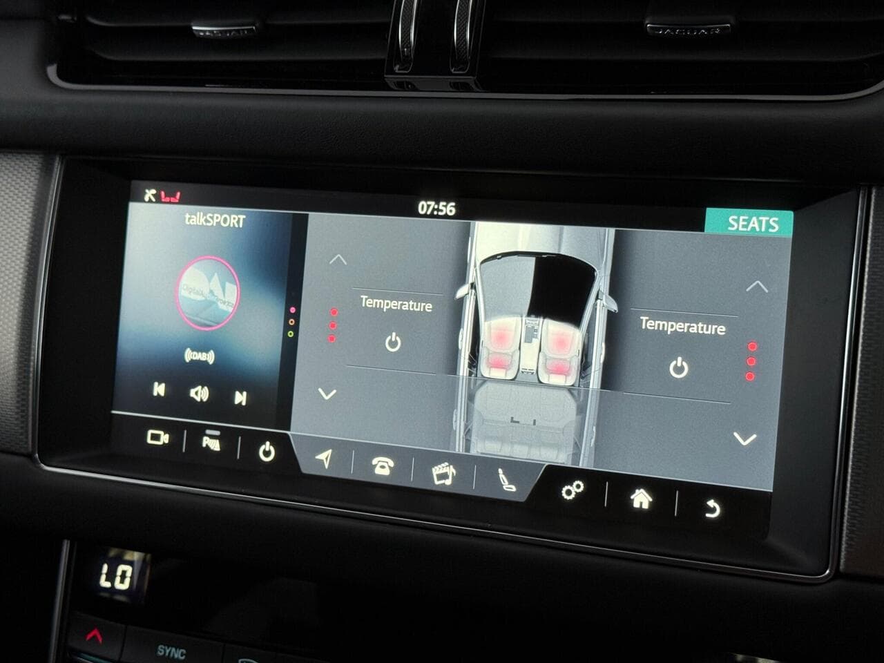 Jaguar XF thumbnail Infotainment System