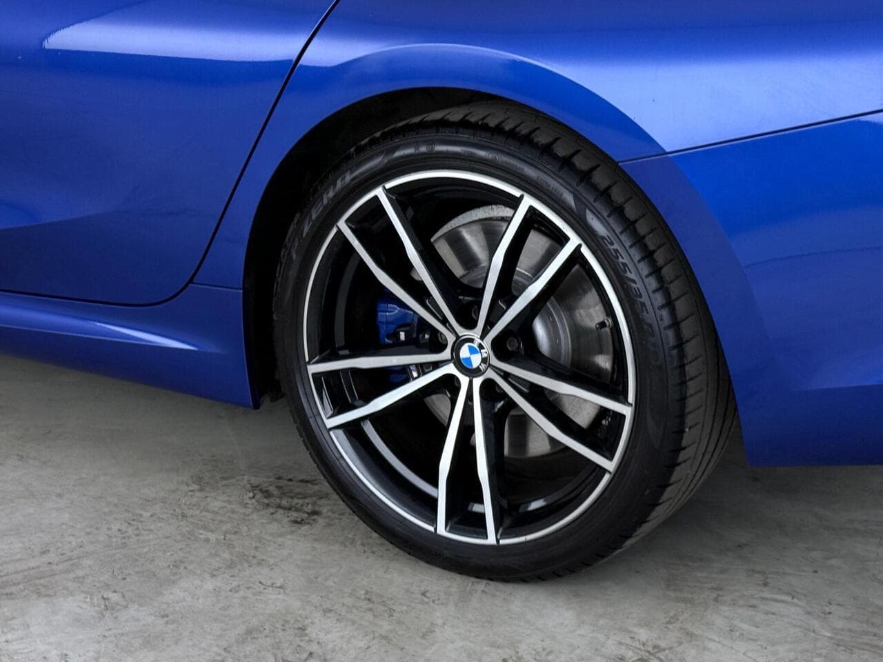 BMW 3 Series thumbnail Wheel