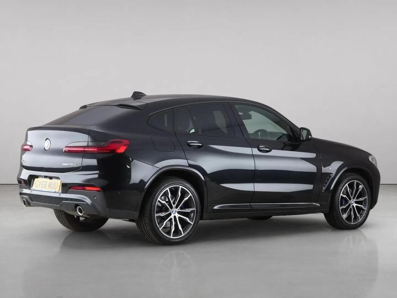 BMW X4 thumbnail Rear Right