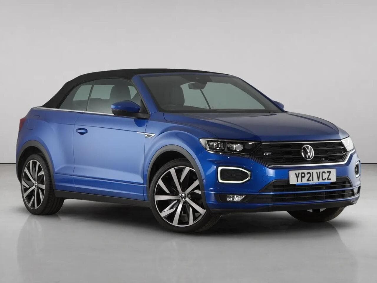 Volkswagen T-Roc thumbnail Front Right