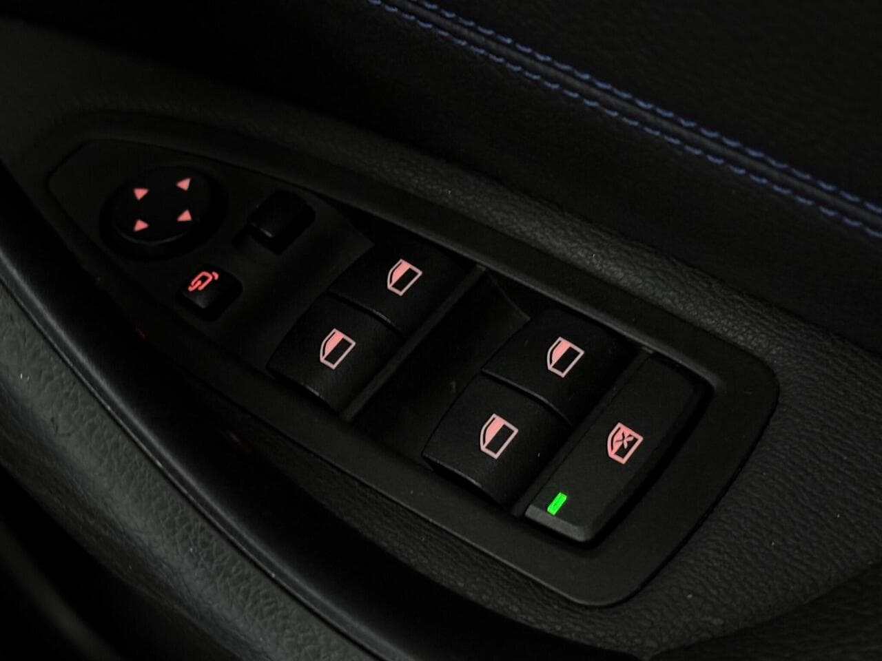 BMW X1 thumbnail Misc Controls