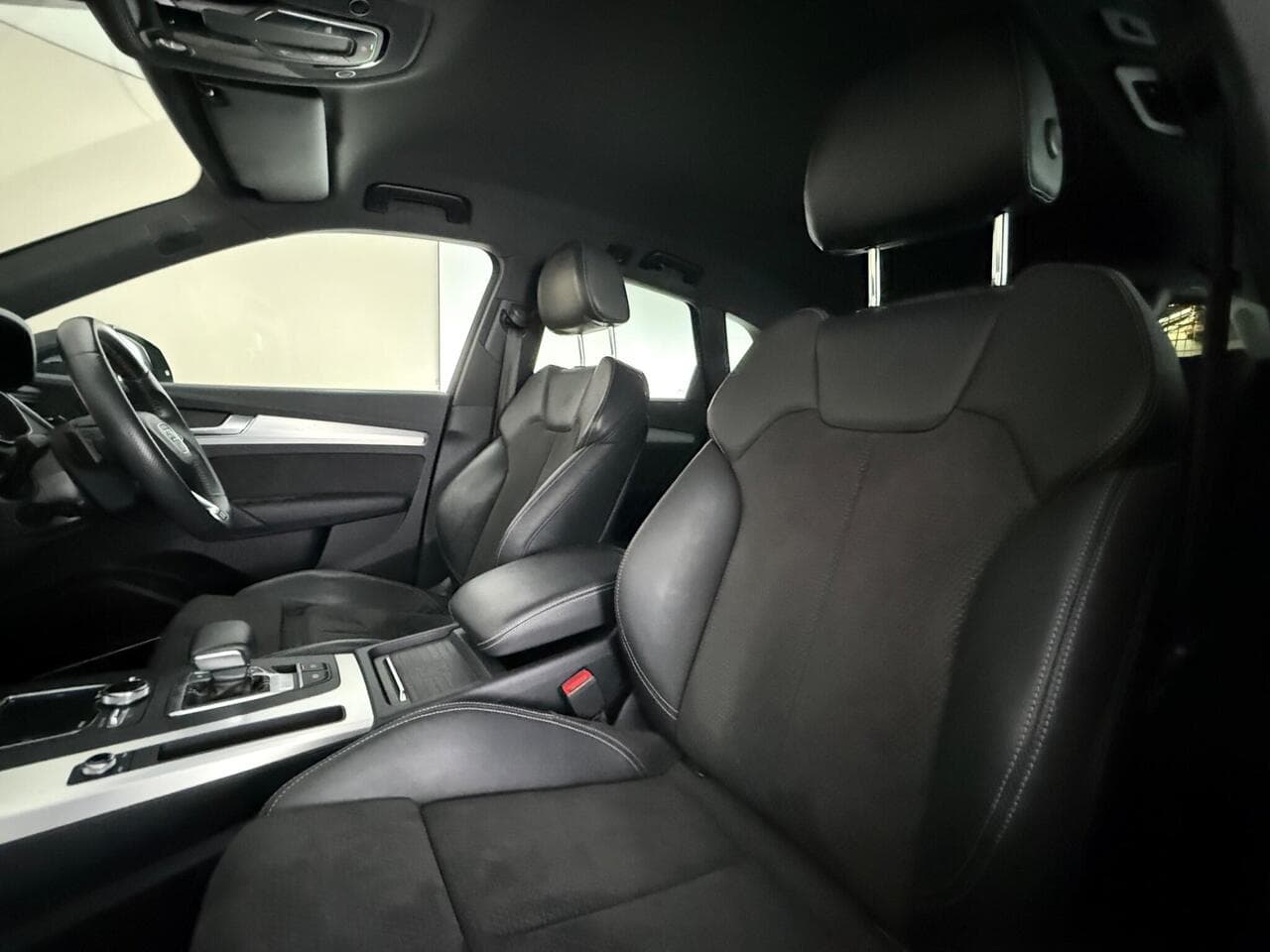 Audi Q5 thumbnail Seat Front Passenger