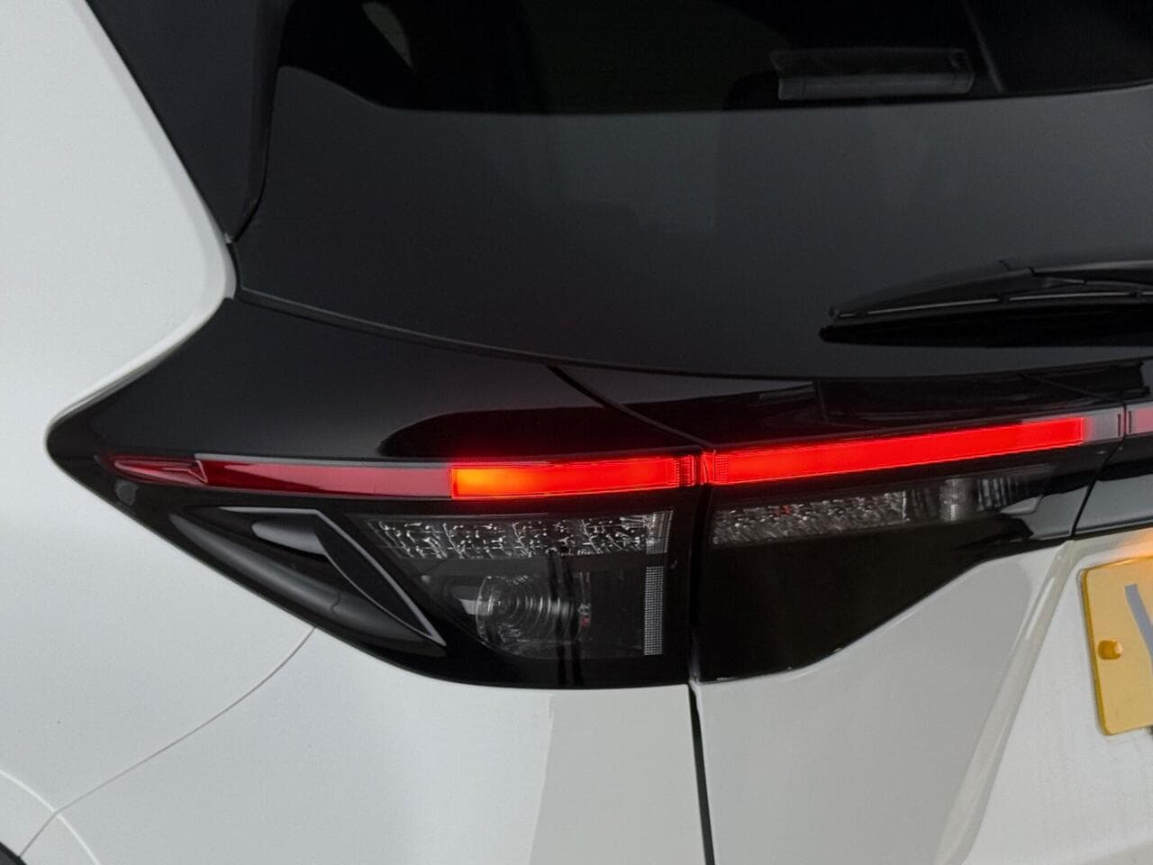 Toyota Yaris Cross thumbnail Lights Rear