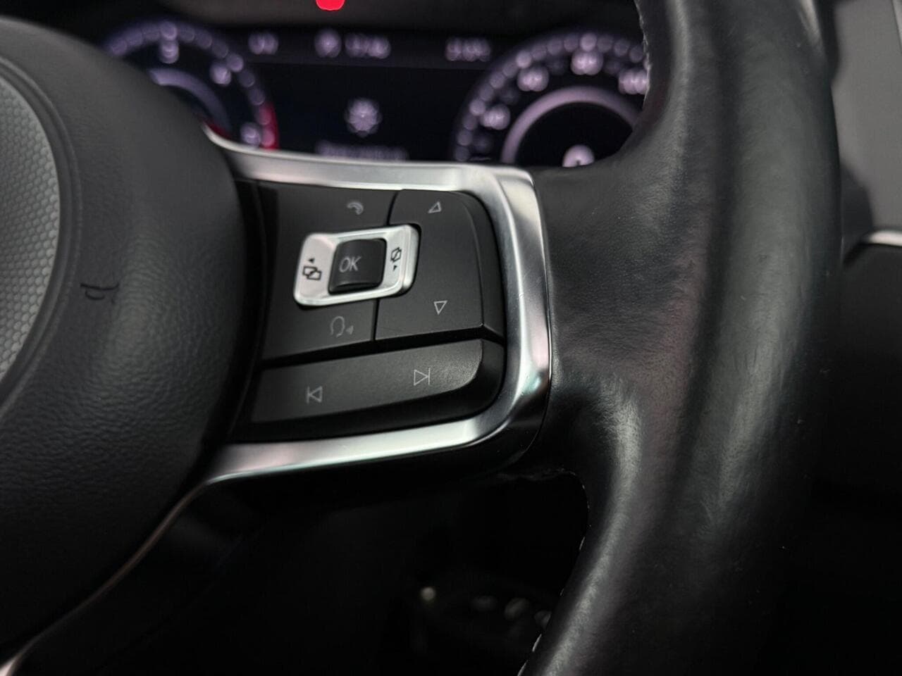 Volkswagen Tiguan thumbnail Misc Controls
