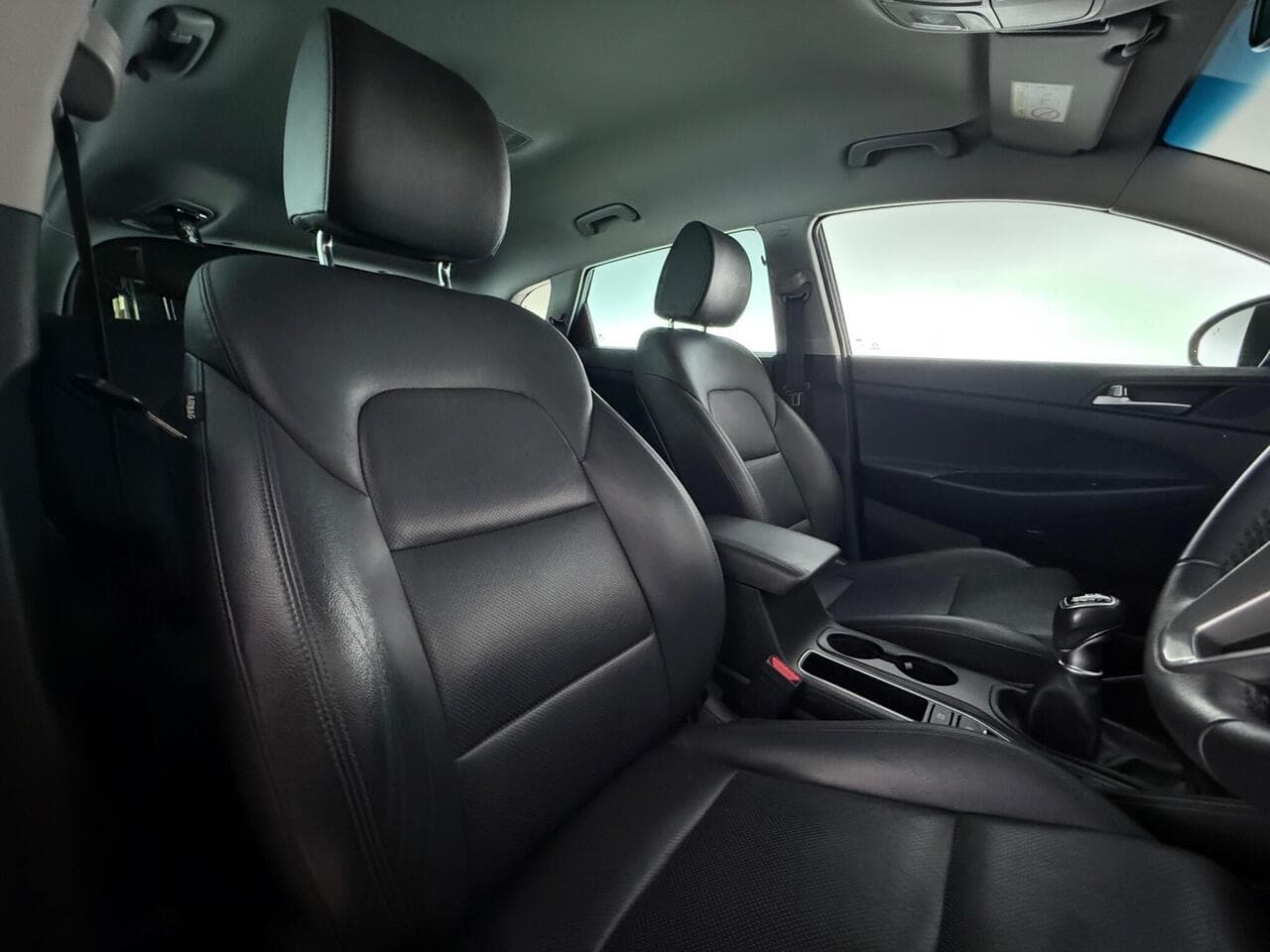 Hyundai TUCSON thumbnail Seat Driver