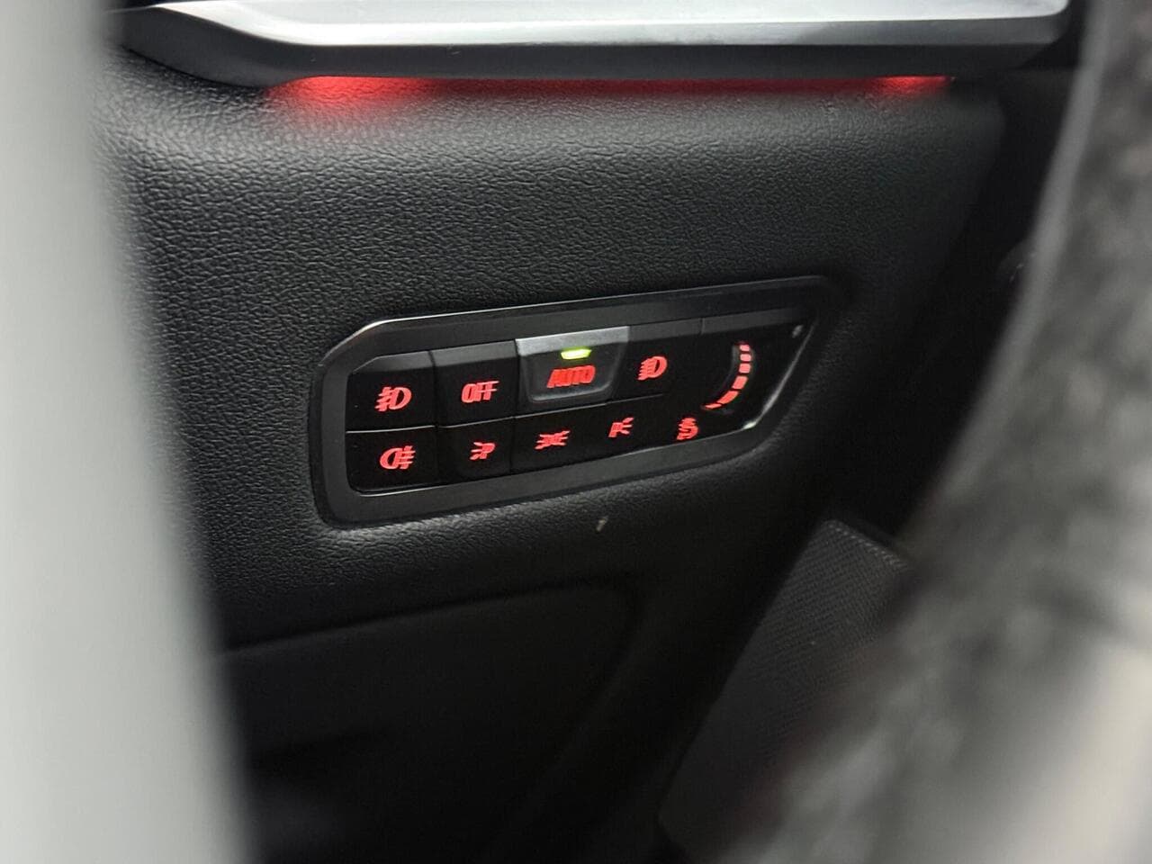 BMW X7 thumbnail Misc Controls
