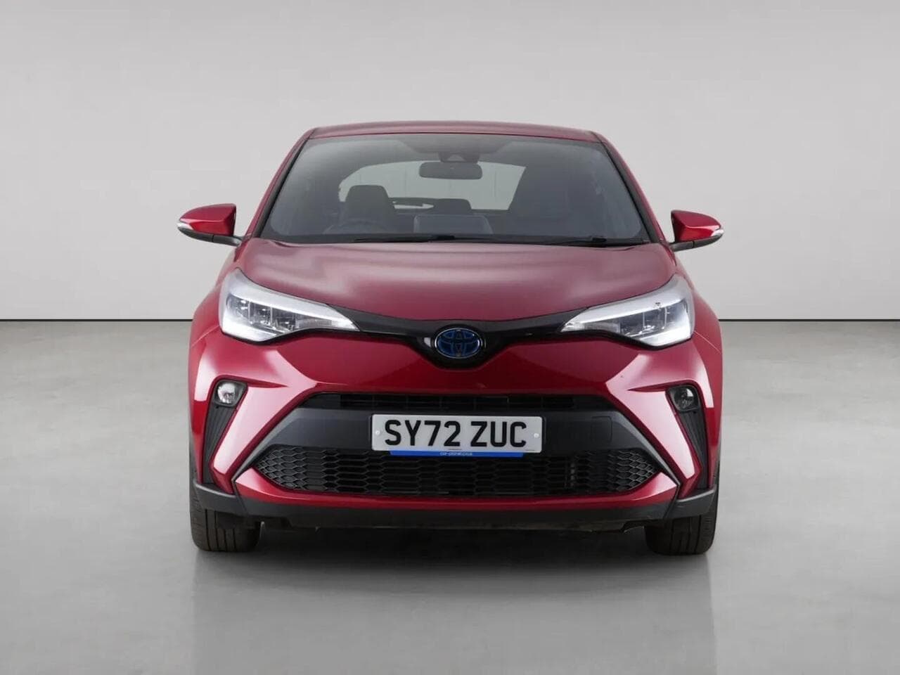 Toyota C-HR thumbnail Front