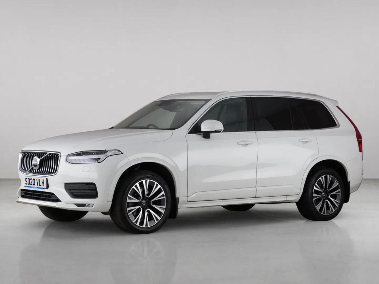 Volvo XC90 thumbnail Front Left