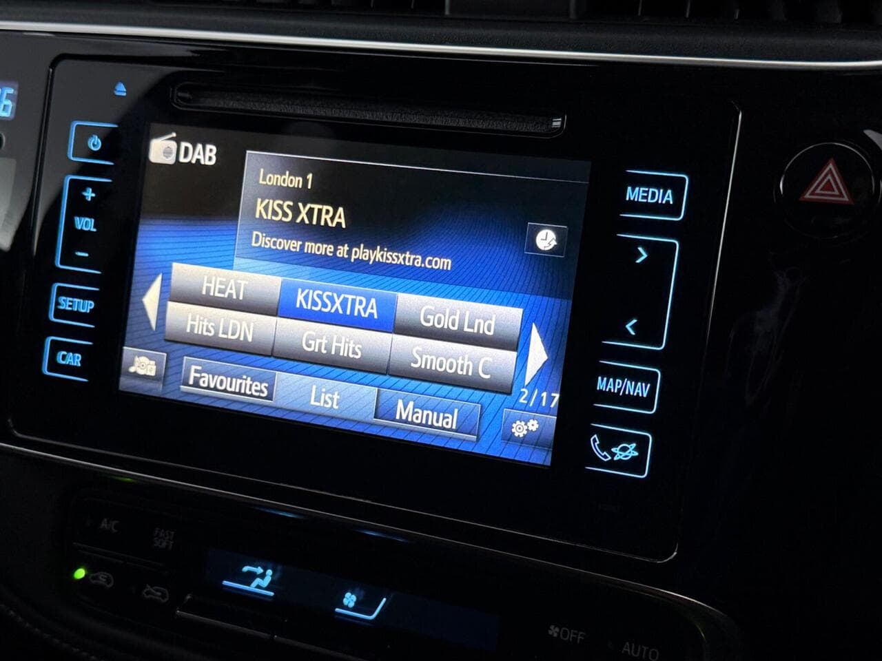 Toyota Auris thumbnail Infotainment System