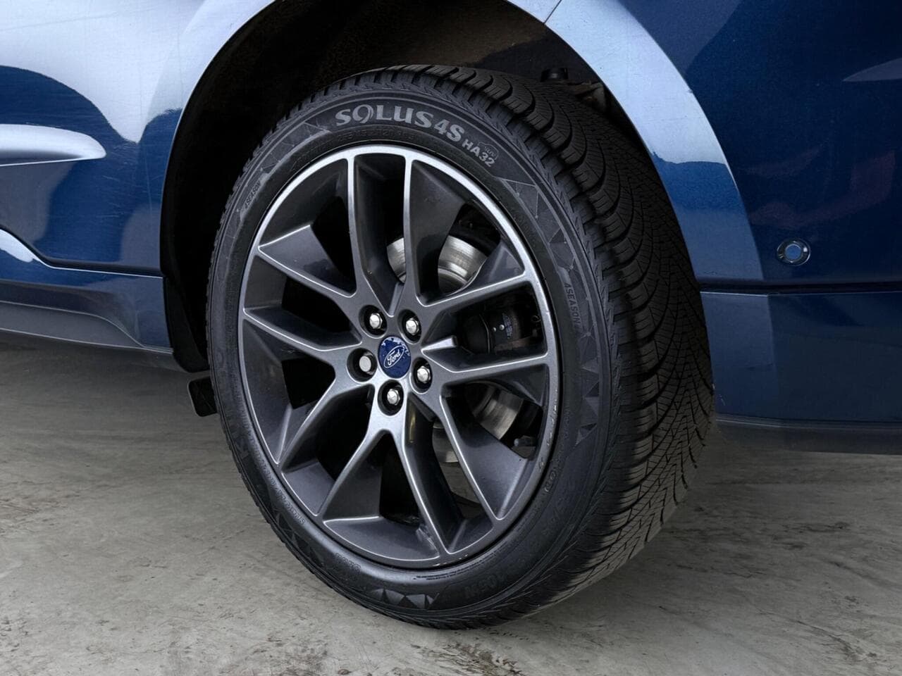 Ford Edge thumbnail Wheel