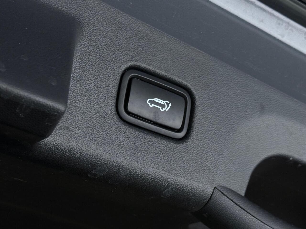Hyundai TUCSON thumbnail Misc Controls