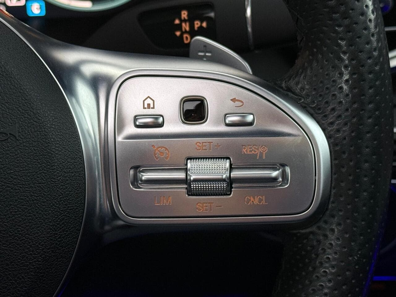 Mercedes-Benz C Class thumbnail Misc Controls