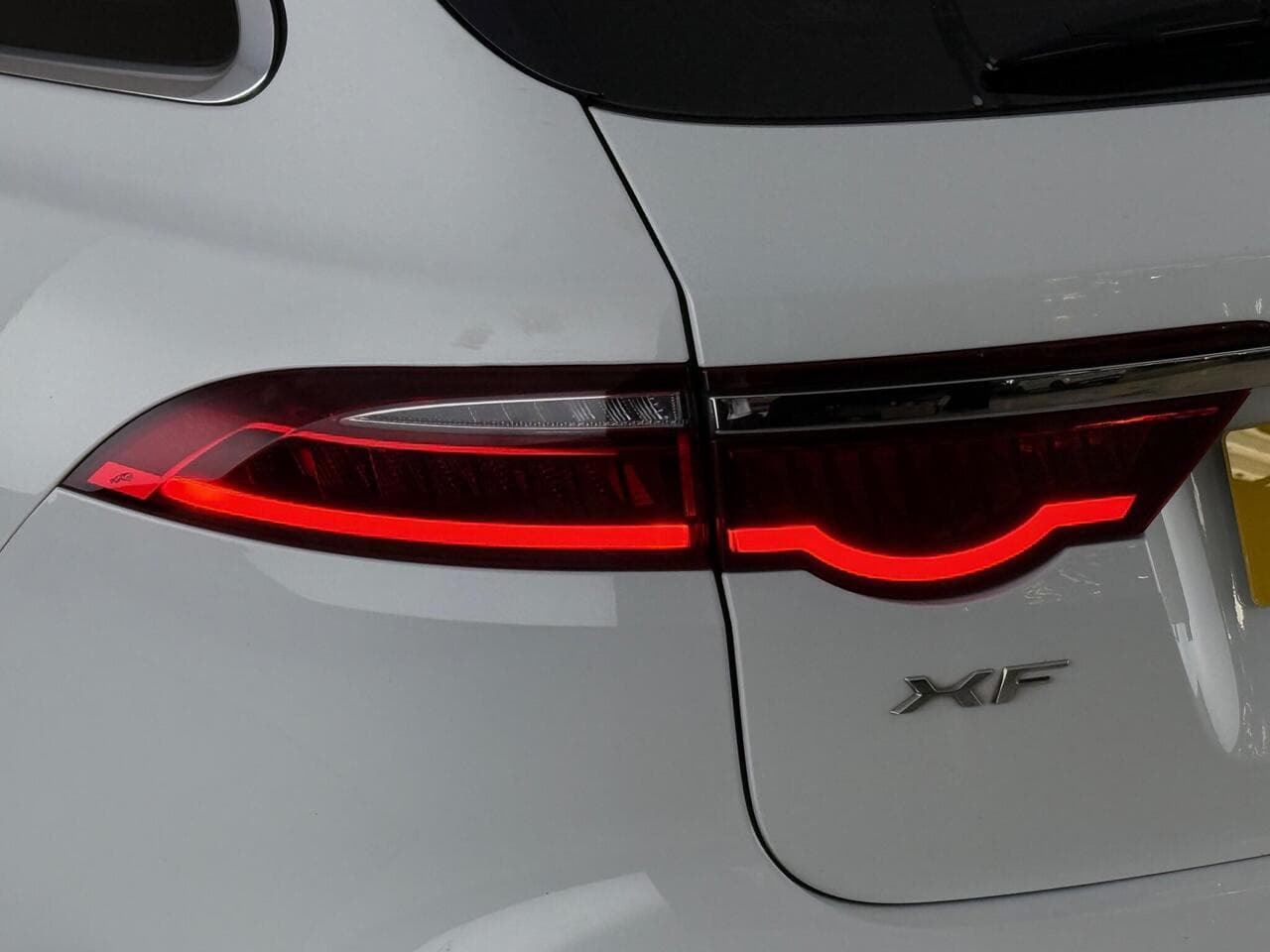 Jaguar XF thumbnail Lights Rear
