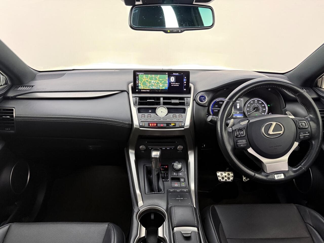 Lexus NX thumbnail Interior Front