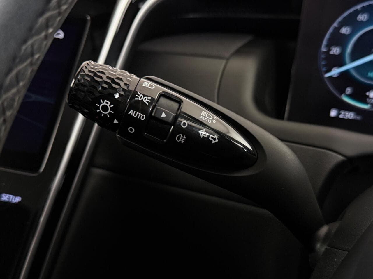 Hyundai TUCSON thumbnail Misc Controls